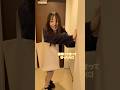 妹がスマホ忘れてお兄ちゃんが渡しに行ったけど…www
