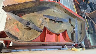 Installing BX Mower Blades Tip