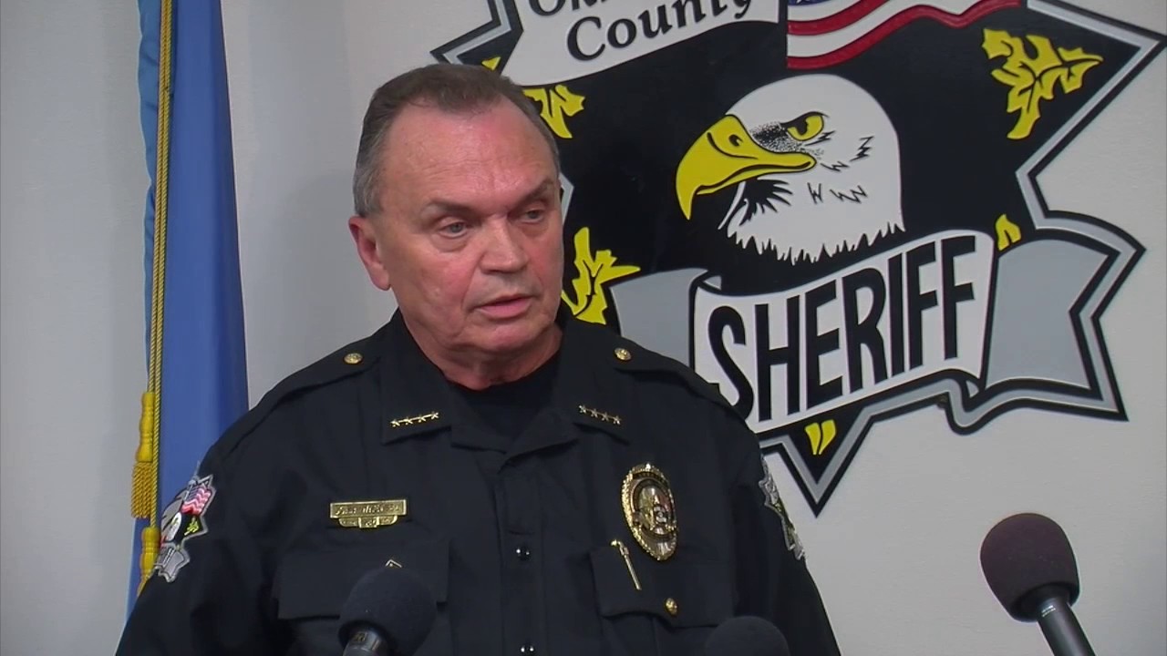 Oklahoma manhunt ends Suspect killed, Dewey County sheriff shot YouTube