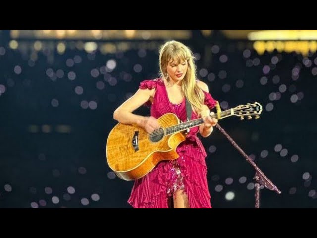 Taylor Swift plays Dear John for first time in a decade in Minneapolis