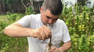 SPECIAL ED STONER- HITTING A WHOLE TIMEBOMB IN ONE GO (BLUNT TIMEBOMB)