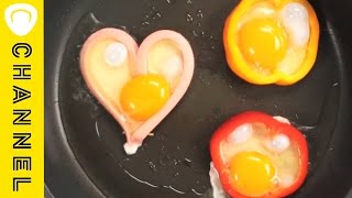 ソーセージのハートエッグと、パプリカのフラワーエッグ♡｜C CHANNELレシピ