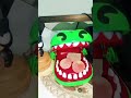 CROCODILE 🐊 EATING CANDY #asmr #short #yutubeshort #yummy #crocodille