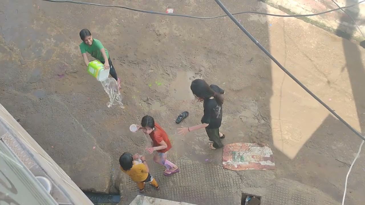 Happy Holi  🫟 Happy Faag 🫟 ग्यारह बजते ही बच्चों ने खेली होली खेला फाग  ! एक छोटा सा बच्चा भी खेला 🎉