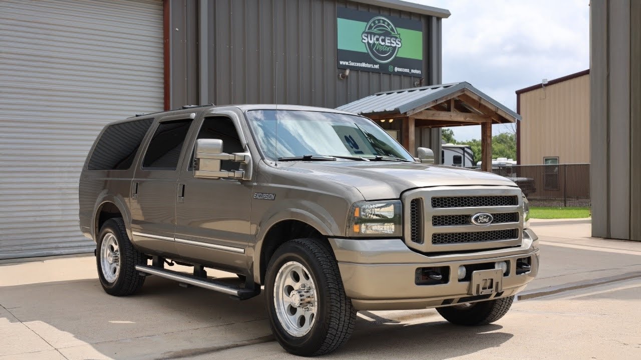 2005 Ford Excursion Limited 6.0L Powerstroke Diesel 4WD**Western Hauler ...
