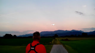 Bertls Beleuchteter Gelber Rc Flieger