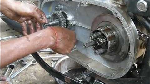 Royal enfield bullet engine disassembly