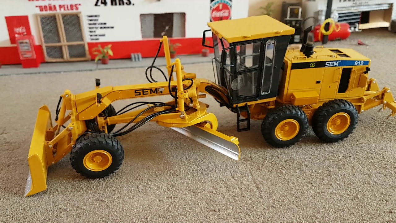 Bulldozer y Motoniveladora SEM 1/35