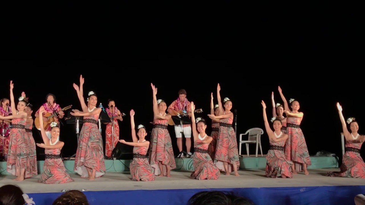 ムーンビーチルアウ 2019 カレフアフラスタジオ 〜Strolling on the Beach at Waikiki〜 ムーンビーチルアウ 2019 カレフアフラスタジオ 〜Strolling on the Beach at Waikiki〜
