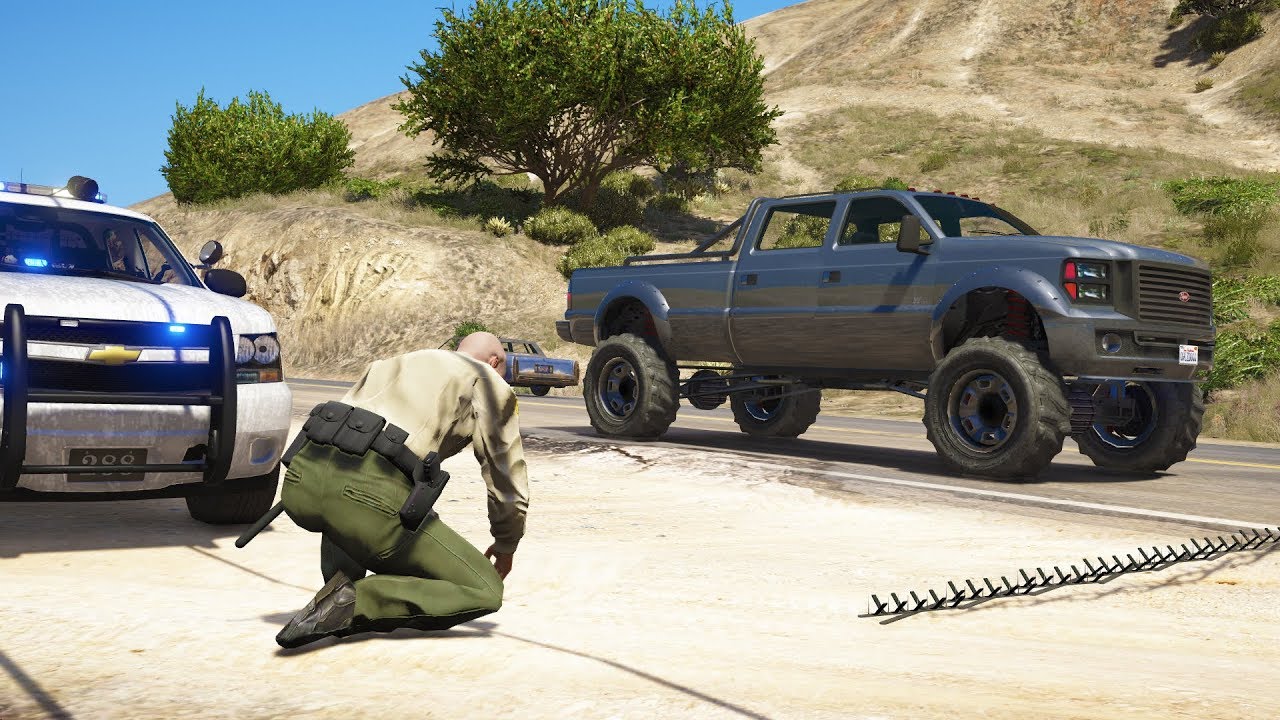 LSPDFR - Day 754 - Spike strips deployed