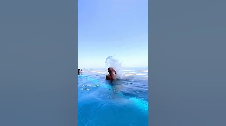 ⬆️AURA Skypool lounge, the world's highest 360° infinity pool in Dubai 🇦🇪#shortsfeed #dubai #shorts