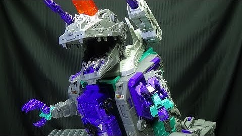 Titans Return Titan TRYPTICON: EmGo