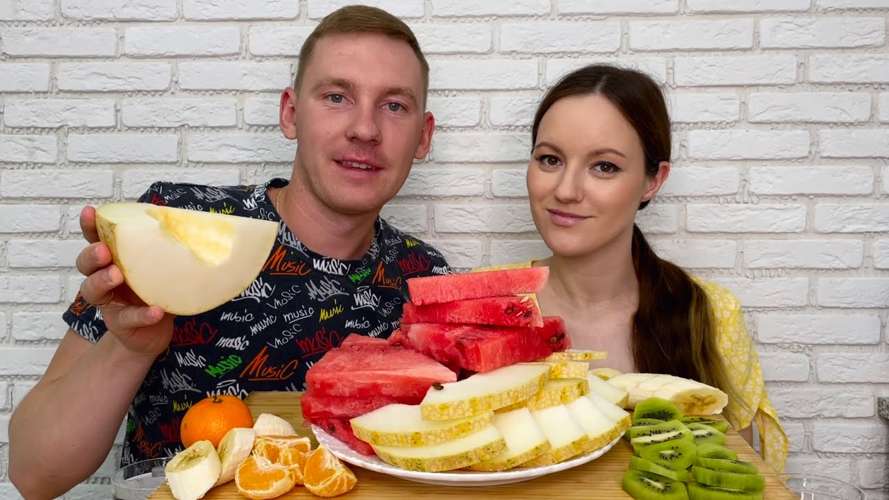 МУКБАНГ АРБУЗ ДЫНЯ ФРУКТЫ ответы на вопросы летний мукбанг MUKBANG WATERMELON MELON FRUIT