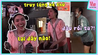 Nọc Nọc tận tay trộn thau bột tâm huyết chờ TẮM cho khán giả, ông chú xắn quần TRUY LÙNG ekip