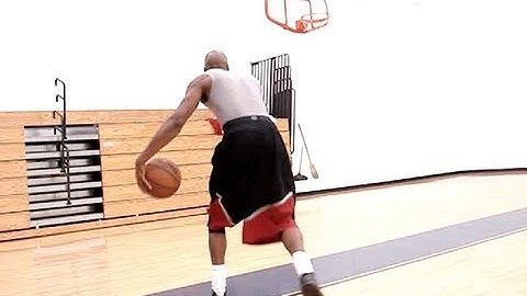 Dre Baldwin: Kobe Bryant Post Move | Shot Fake, Step-Thru Layup Pt. 2 | Scoring Footwork Drills