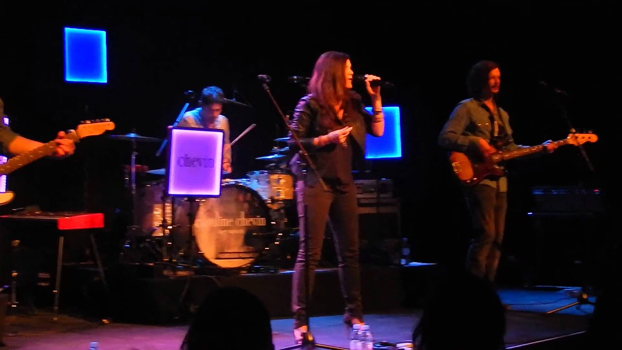 在 YouTube 上觀看「Caroline Chevin - Let's get started - 22/11/2013 @ Konzepthalle 6 Thun」 在 YouTube 上觀看「Caroline Chevin - Let's get started - 22/11/2013 @ Konzepthalle 6 Thun」