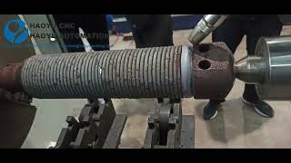 Automatic hydraulic cylinder surface cladding machine
