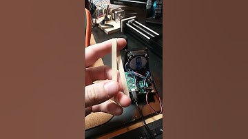 checking if rubber bands resist electrons