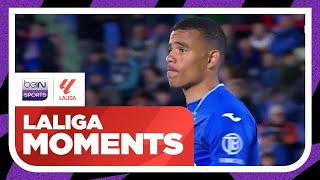 Mason Greenwood has RIGHT-FOOTED penalty saved by Unai Simon! | LaLiga 23/24 Moments