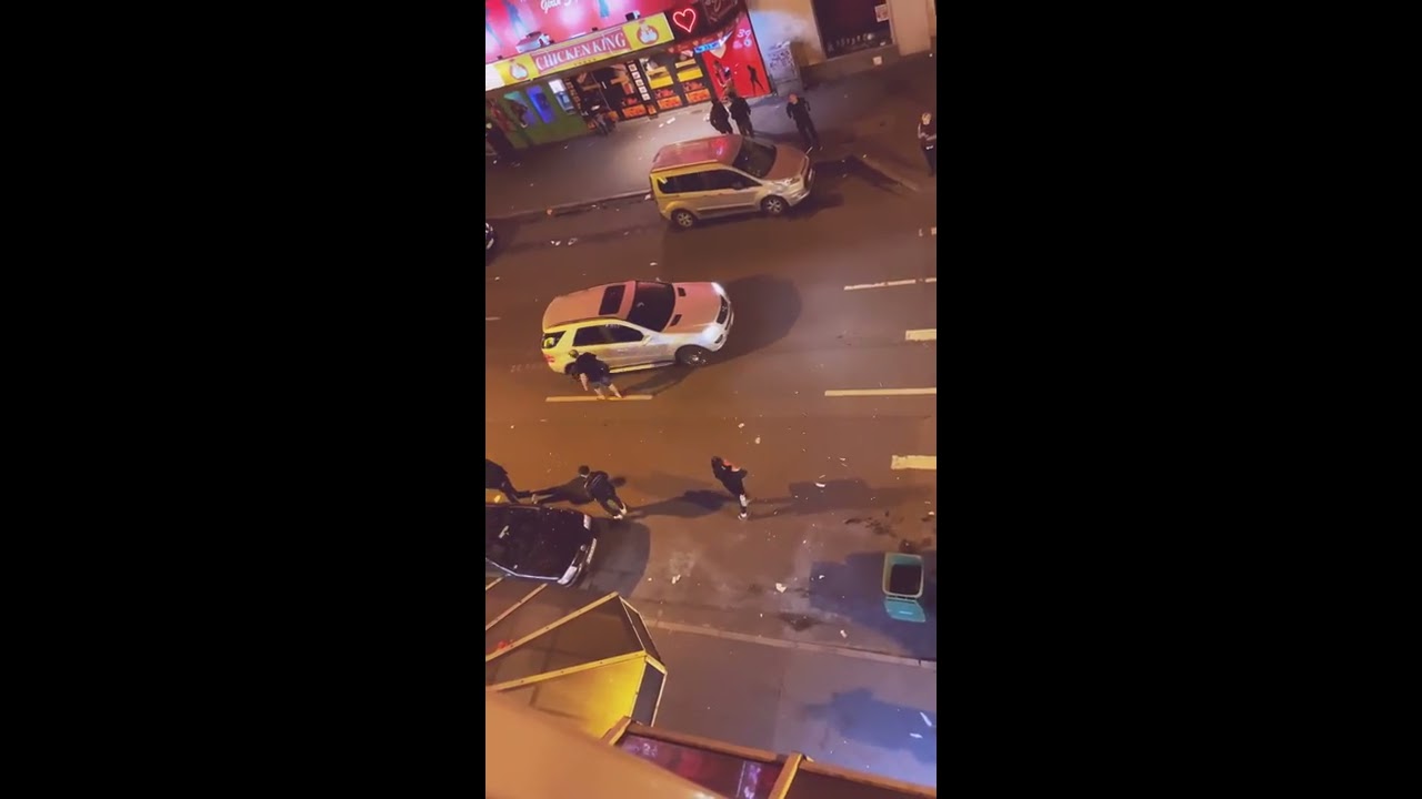 New Update Taunusstraße Frankfurt der normale Alltag.