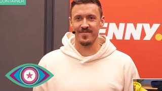 Verwandelt Er Den Freistoß? Max Kruse Kauft Für Die Bewohner Ein Promi Big Brother 2023 Sat.1