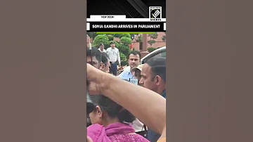 Congress MP Sonia Gandhi Arrives In Parliament Ahead Of Operation Sindoor Discussion In Lok Sabha 