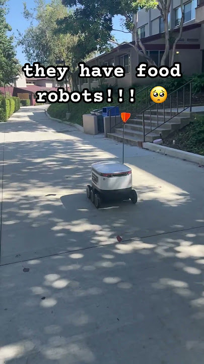 and they will play music and have silly hats!!!! #college #collegelife #uci #ucirvine #robot #tech