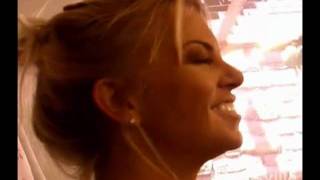 On The Set - singing The Wall on the set of porn shoot
