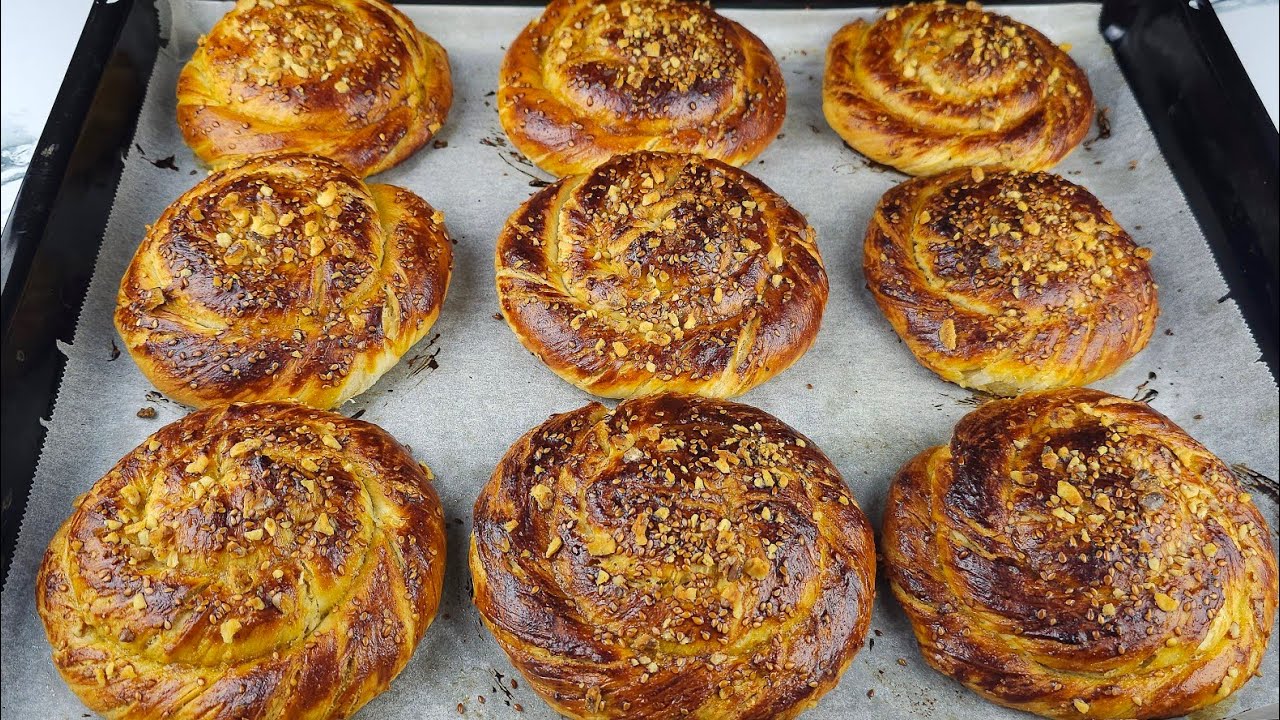 ‪ Hiç Abartmıyorum Bir Yiyen Bir Daha İstiyor Tel Tel Ayrılan Tahinli Cevizli Çörek Tarifi