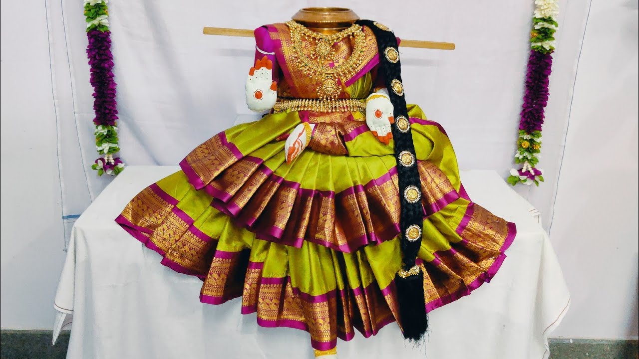 Easy 2 steps Varamahalakshmi Saree draping/How to drape saree for Varamahalakshmi/Saree draping.