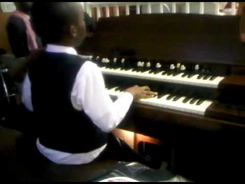 Jayden Arnold 9 Years old plays Church Anthem and ...