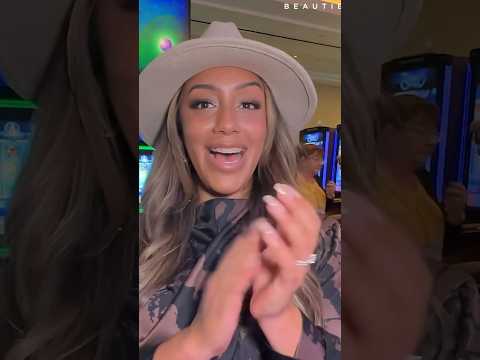 Super Bowl Link Hold & Spin 🏈 #slotbonus #holdandspin #casino #slotmachine