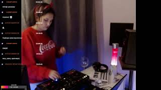 Forty Cats - In My Bedroom Sessions 010 - AnniVember Cat
