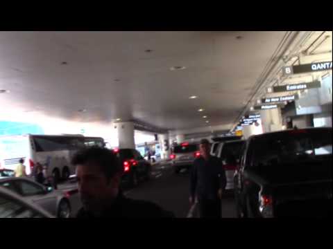 Patrick Dempsey spotted at Los Angeles Airport - YouTube