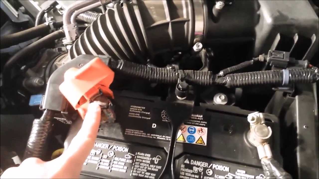 2010 Honda CRV Battery/Starter Harness Removal - YouTube