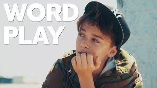 Stranger Things&#39; Noah Schnapp Play&#39;s RAW&#39;s Word Play