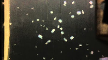 Cylindrical particles suspended in homogeneous isotropic turbulence (video1)