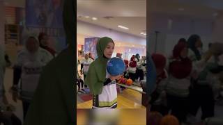 ERRA FAZIRA MAIN BOWLING, DAPAT STRIKE