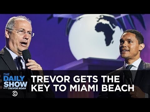 Miami Beach’s Mayor Gives Trevor the Key to the City | The Daily Show