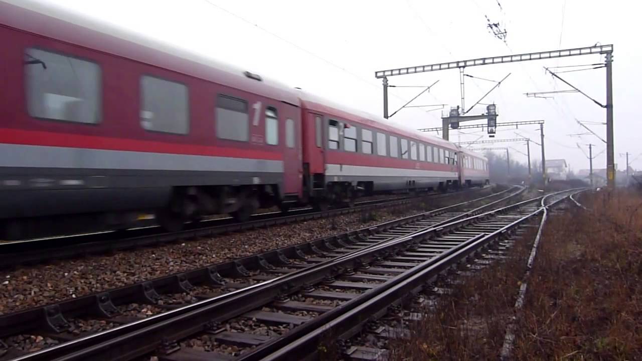 Trenuri / Trains in Apahida (Cluj County) (01 12 2012)