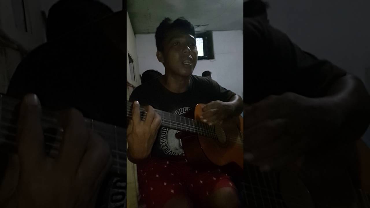 pengamen bersuara merdu dari kolaka(sultra). 