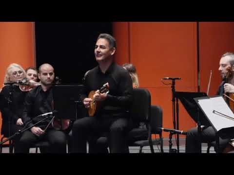 Vivaldi Mandolin concerto in C RV 425