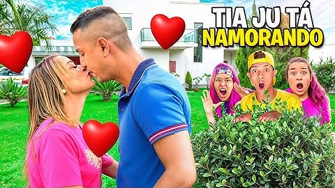 A TIA JÚ TÁ NAMORANDO !!! *Deu briga ?