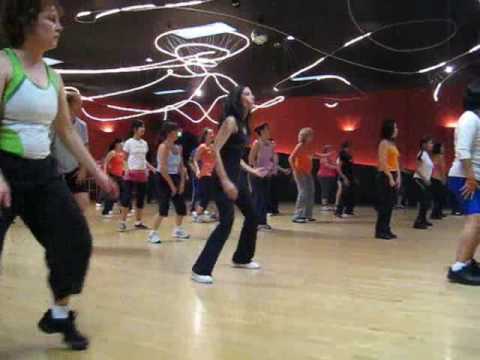 Zumba with Roger - Mueve La Colita