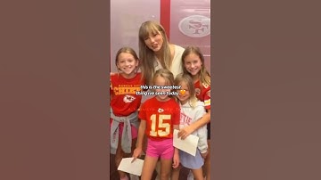 on my holiday wishlist 🎁♥️ #taylorswift #kansascitychiefs #picture #swifties #wishlist