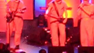 DEVO *DON&#39;T YOU KNOW*  live at the MUSIC BOX AT THE HENRY FONDA THEATER 11/4/2009