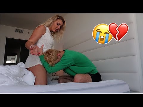 BREAK UP PRANK ON GIRLFRIEND *EMOTIONAL* - BREAK UP PRANK ON GIRLFRIEND *EMOTIONAL*