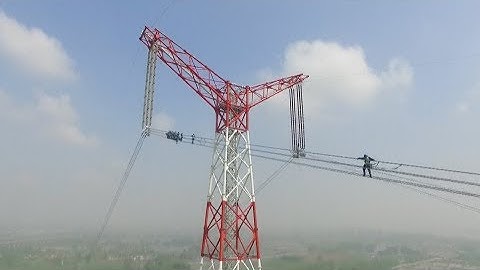 "Skywalking" On The ±1100KV Ultra-high Voltage Live-line in China