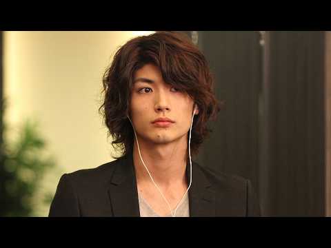 Relive the classic Japanese drama "The Last Cinderella" and take a look at the love triangle from 13 years ago! #最后的灰姑娘 #三浦春马 #筿原凉子 binge-watching the highly rated romance Japanese drama "The Last Cinderella."