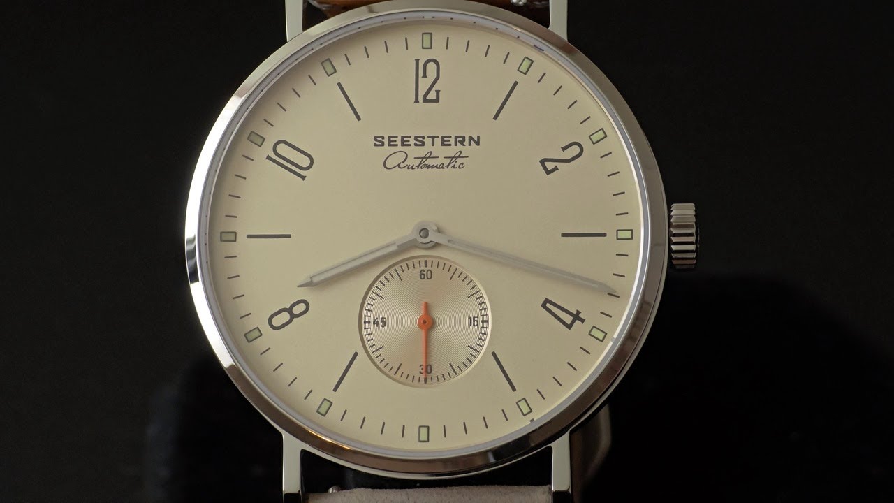 Montre Seestern S382 Automatique – Boîtier Acier 38mm, Cadran Bleu Saphir, Bracelet Cuir – Neuve